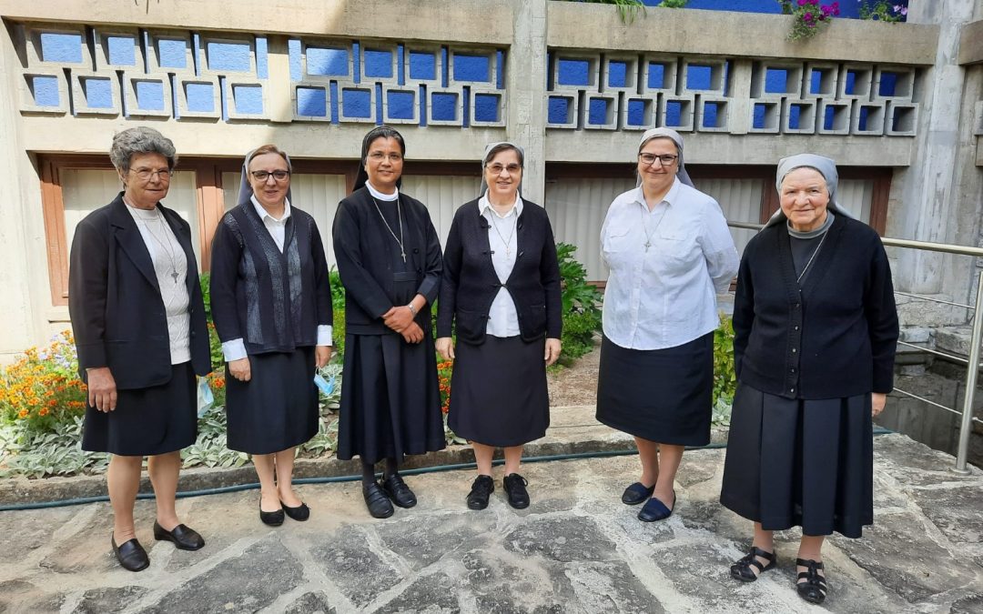 Irmãs de São João Baptista e de Maria Rainha em Capítulo